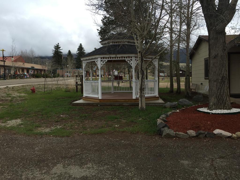 Laguna Vista Lodge Eagle Nest Exterior foto